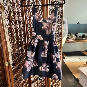 Floral Puff Mini Dress - S